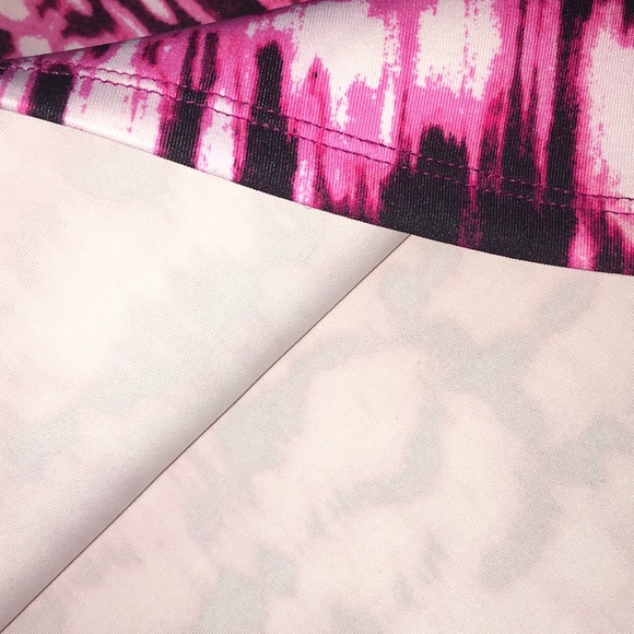 Decree Crop/Tank Top - Picture 7 of 7